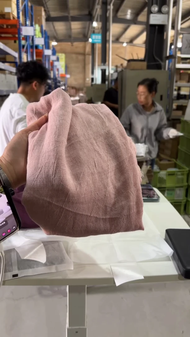 玻璃纸43270-207红梅色围巾