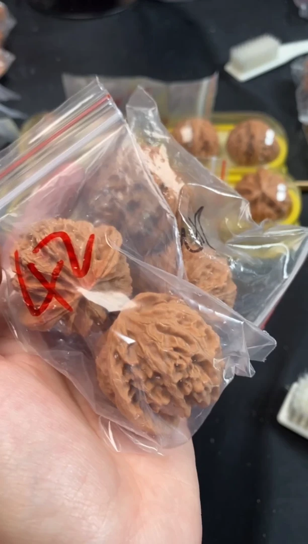 把件文玩核桃苹果园42尺随机发