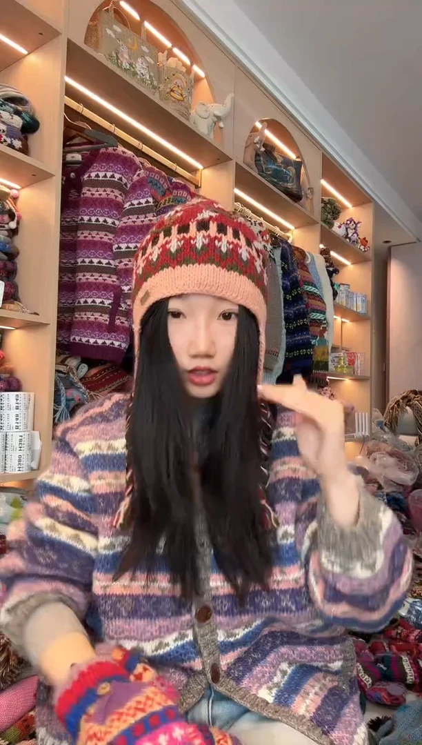 羊毛红粉铁树开花护耳帽