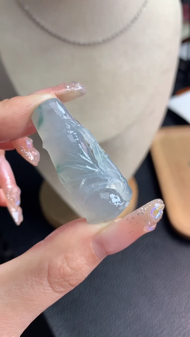 【闪购商品】定制翡翠未镶嵌竹节