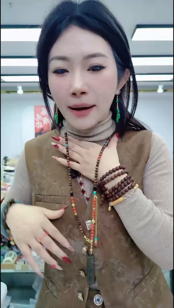 【闪购商品】黄花梨/降香黄檀2815雕刻花柱项链