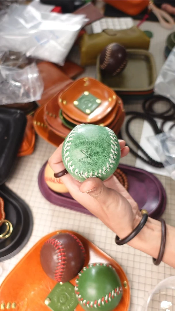 牛皮（革）薄荷棒球