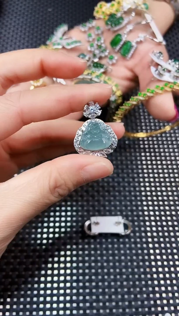 【闪购商品】翡翠吊坠(不含链)未镶嵌11111111