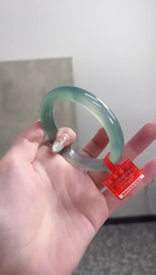 【闪购商品】玛瑙/玉髓手镯未镶嵌57-58圈 需要包容