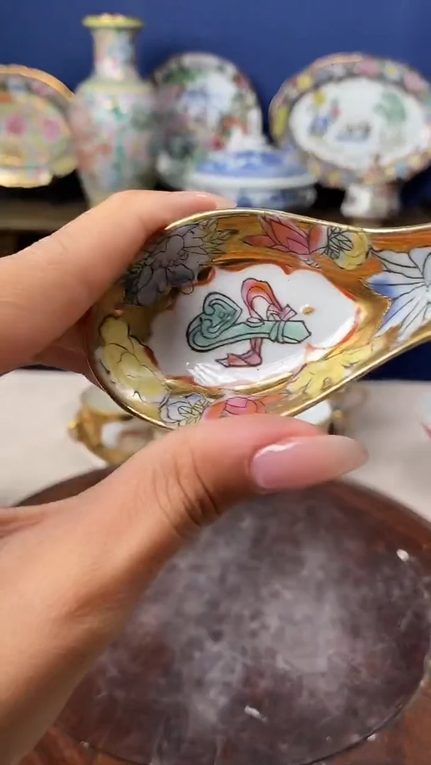 其他微瑕景德镇窑厂瓷摆件单件