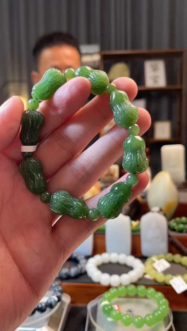 吊坠(不含链)未镶嵌和田玉手串