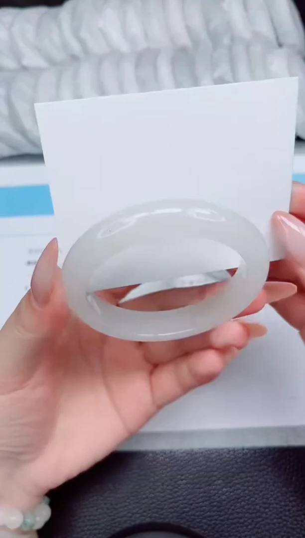 石英质玉手镯未镶嵌17-57.4