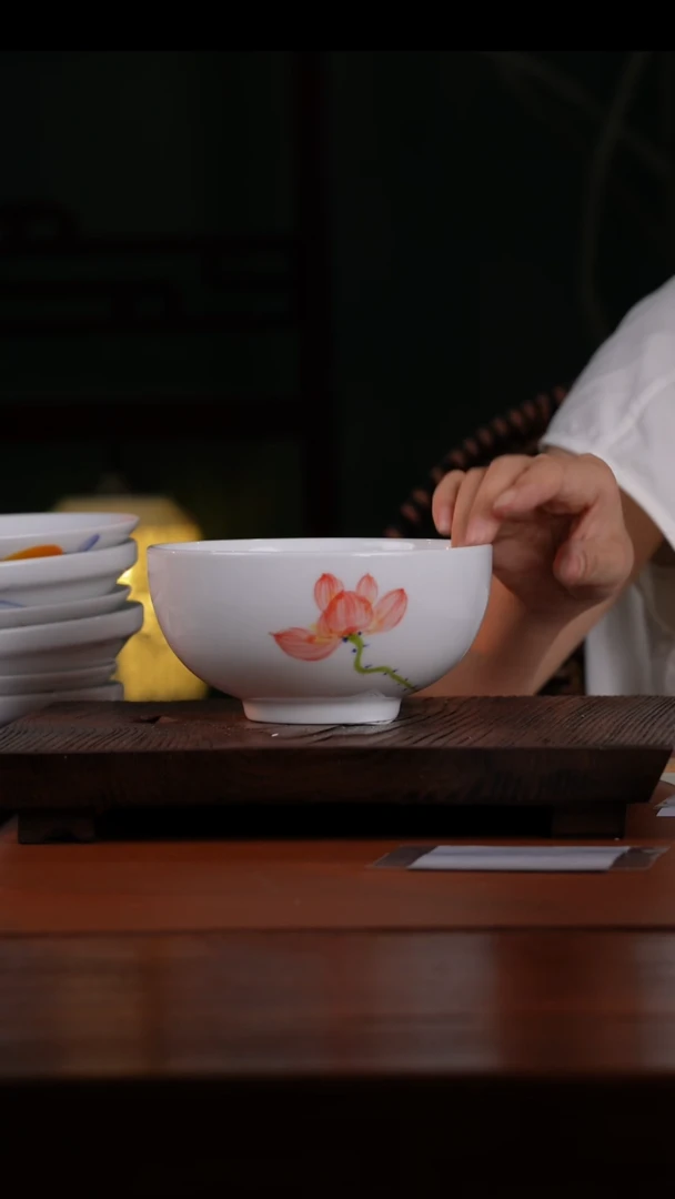瓷片景德镇高温釉中彩面碗直径15高7.5-8