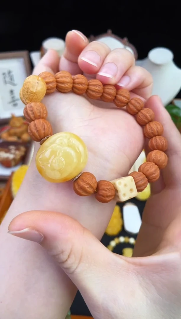 琥珀未镶嵌珠宝奇石柒月