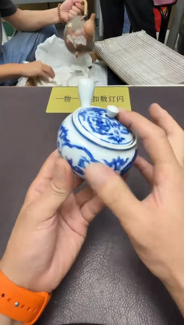 手工艺品琉璃凯***服69