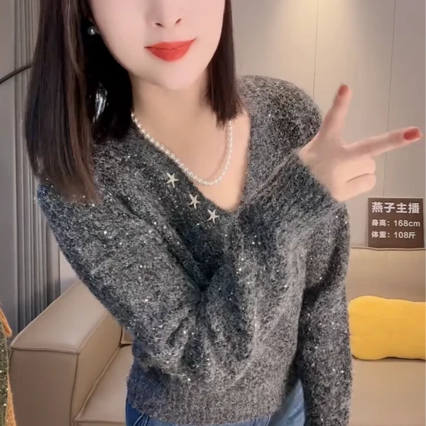2026早春新款重工v领烫钻针织衫女小个子短款毛衣温柔上衣