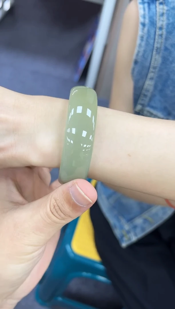 未镶嵌手镯和田玉59.5  022