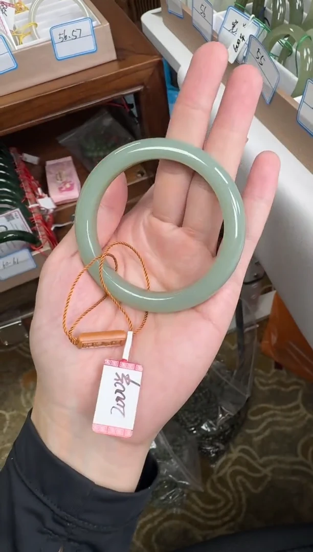 未镶嵌手镯和田玉57-