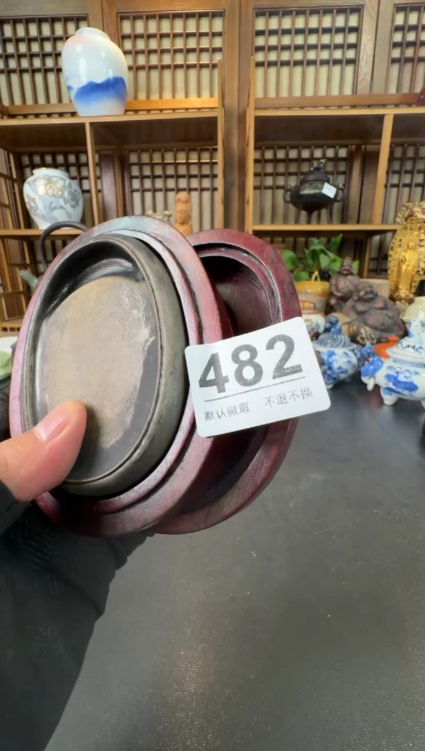 摆件略*略中古物品，谨慎参拍。