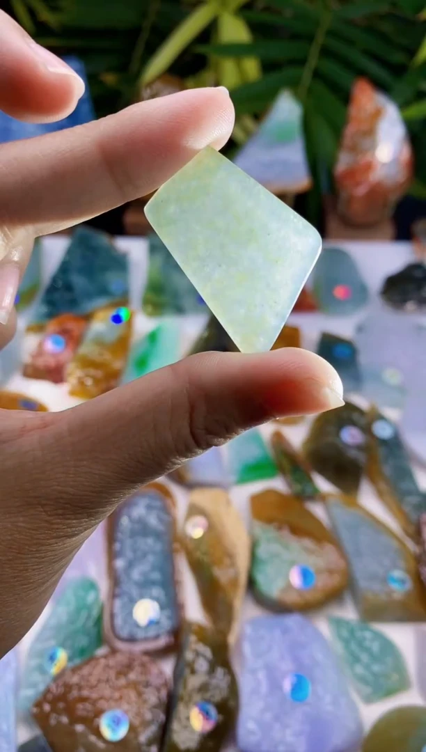 未镶嵌定制翡翠翡翠