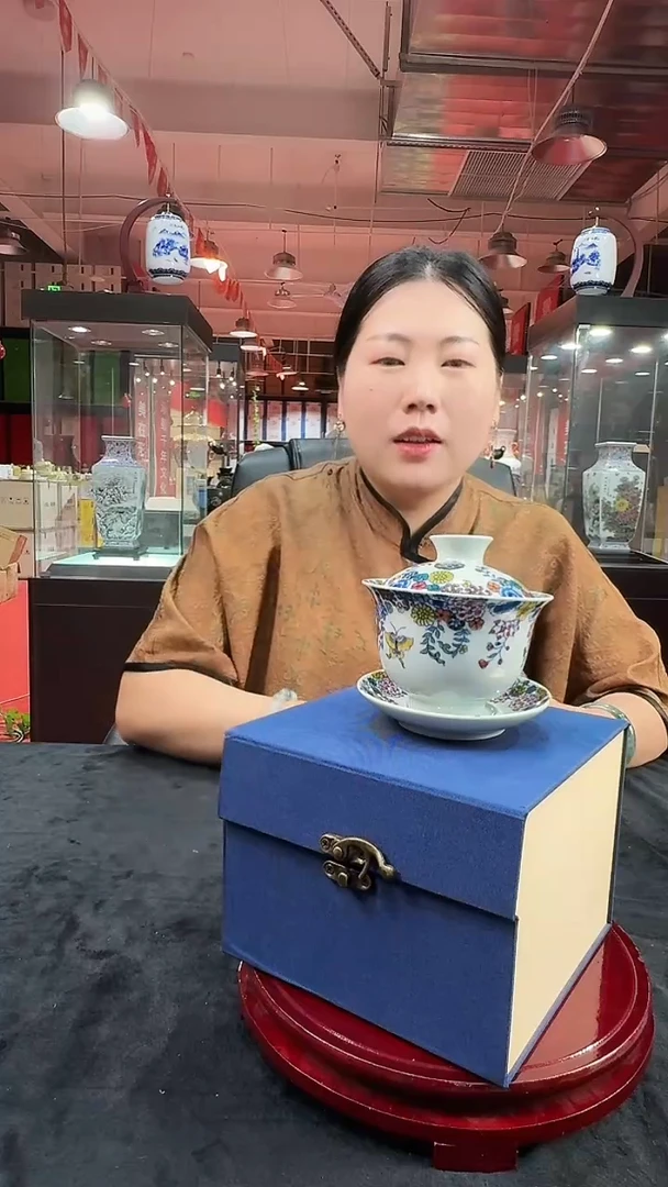 摆件景德镇稀土瓷e3