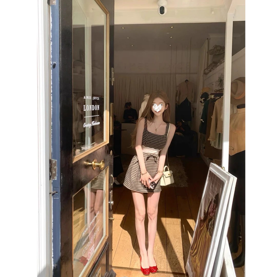 方领格子连衣裙女夏季设计感拼接蕾丝蝴蝶结裙子