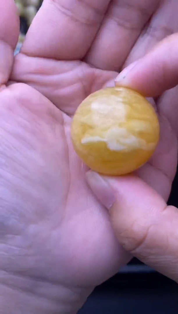 裸石琥珀未镶嵌大小姐珠宝严选96