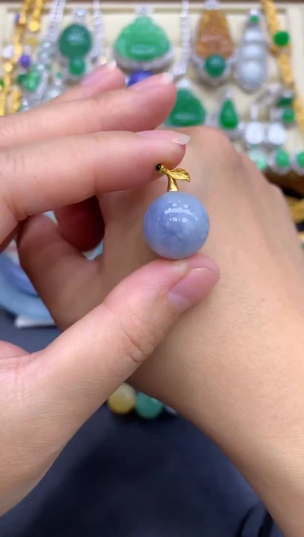 颈饰18K金镶嵌翡翠32-中国好珍宝