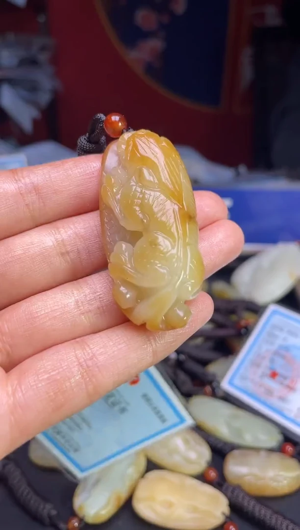 颈饰未镶嵌和田玉13212