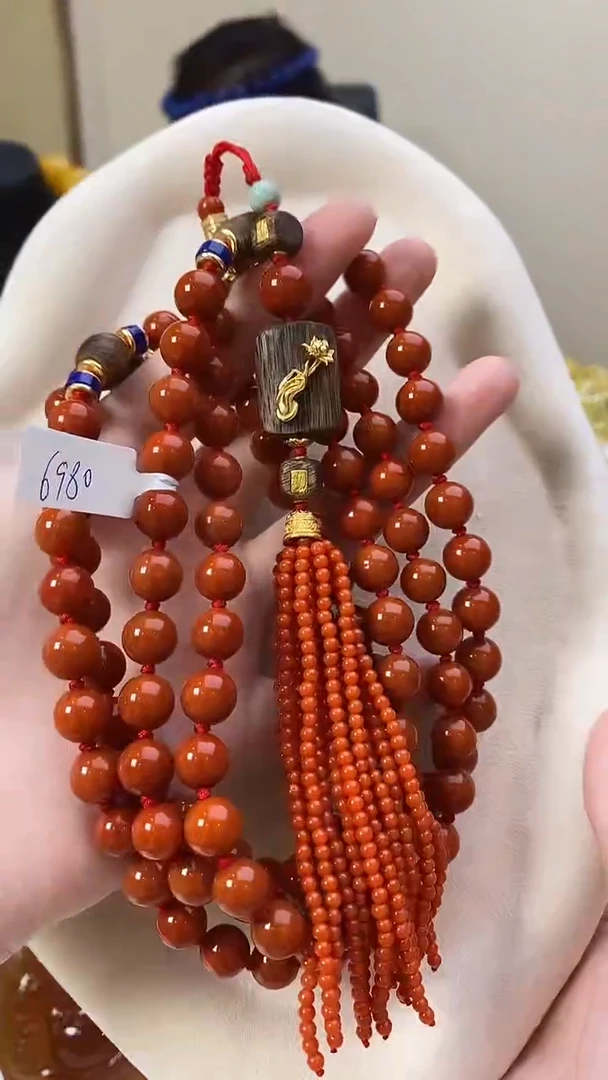 颈饰未镶嵌南红玛瑙项链