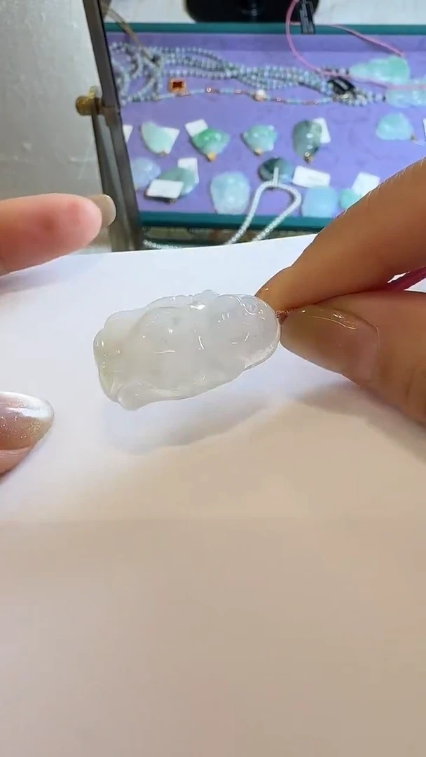颈饰未镶嵌翡翠佛公吊坠