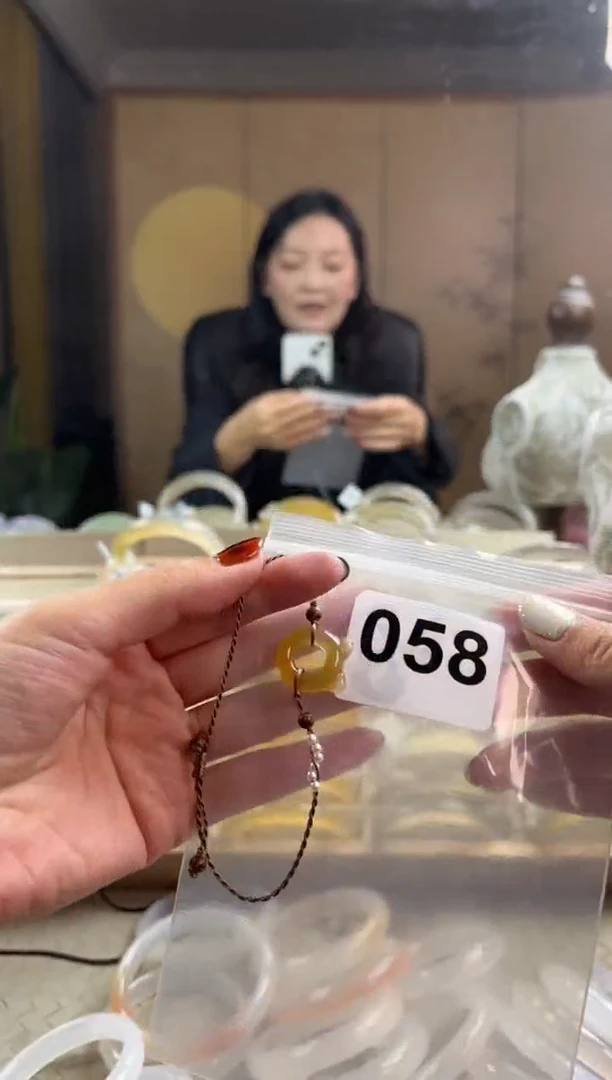 手镯玛瑙/玉髓未镶嵌058