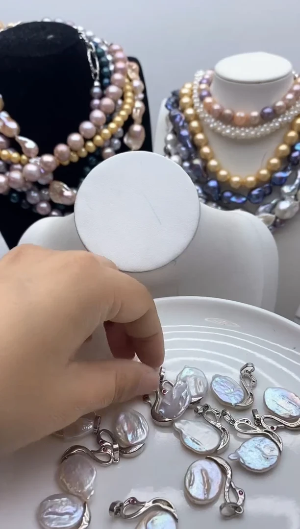 淡水珍珠钛钢颈饰41