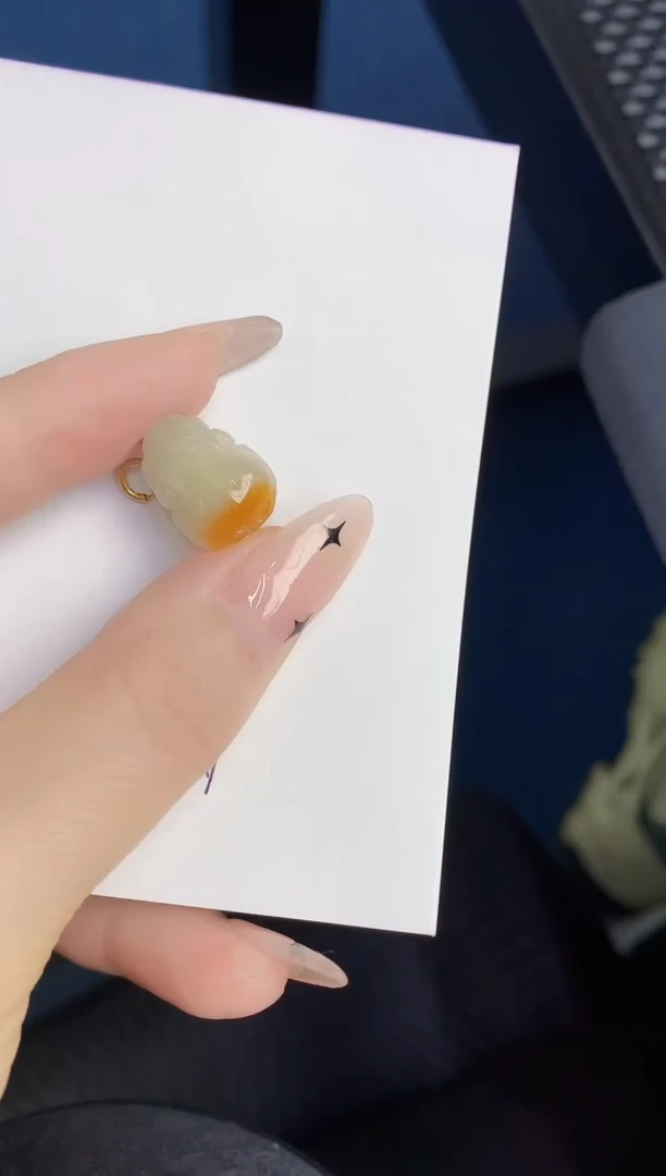 颈饰未镶嵌翡翠缅甸天然翡翠A货