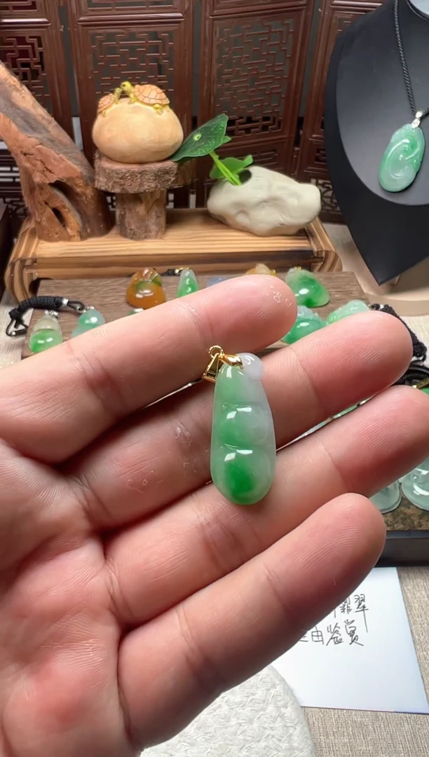 颈饰未镶嵌翡翠所见即所得，一图一物