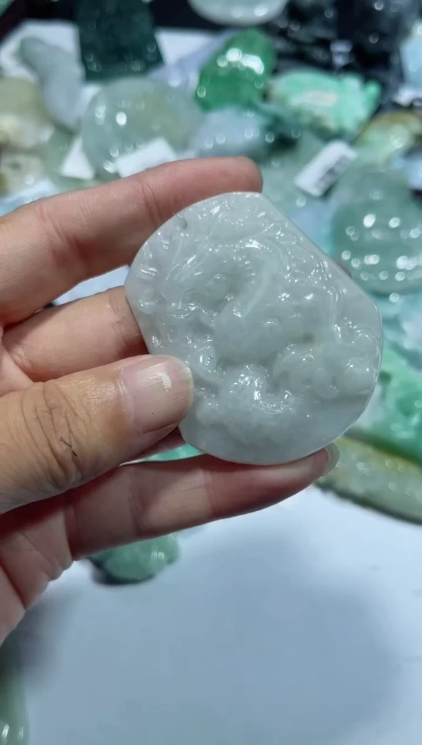 【闪购商品】翡翠颈饰未镶嵌00009199