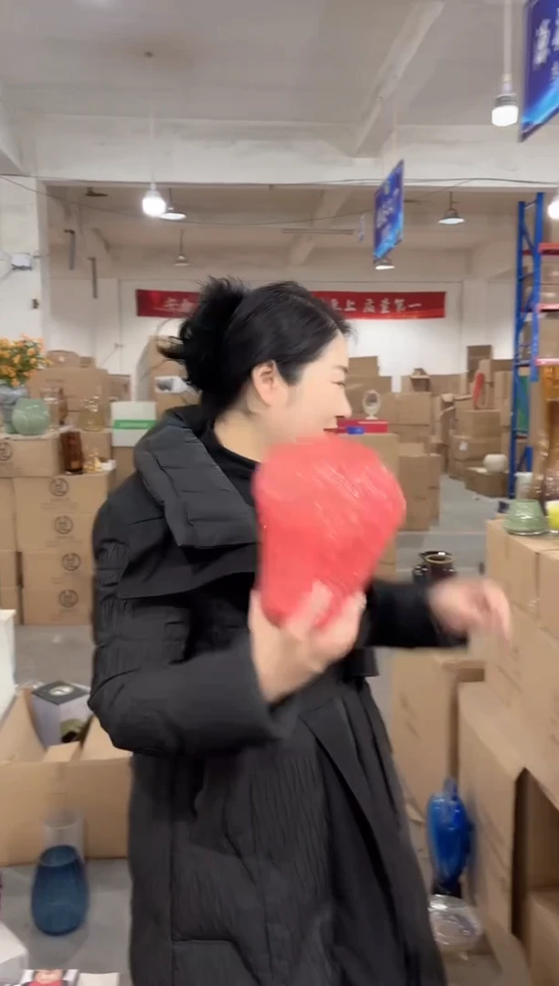 【闪购商品】玻璃唐总花瓶厂-微瑕--I71QI