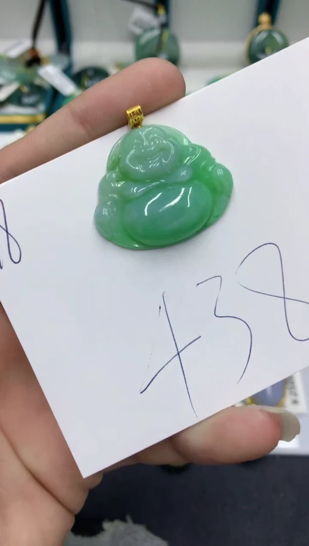 【闪购商品】翡翠颈饰18K金镶嵌翡翠