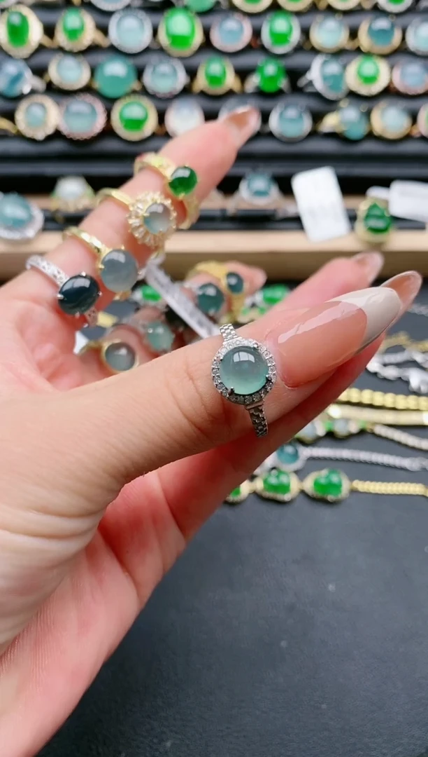 【闪购商品】翡翠戒指银S925镶嵌111111