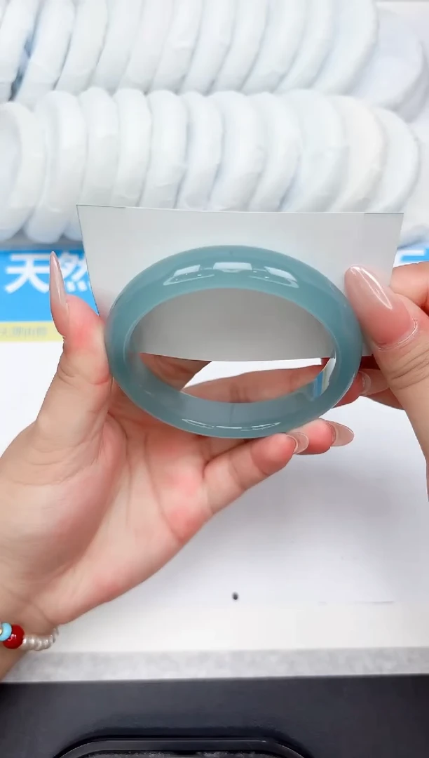 未镶嵌手镯石英质玉6-62.5