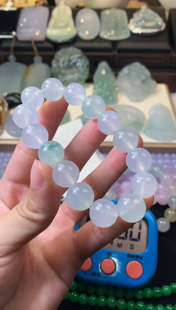 未镶嵌定制翡翠草*、毛货不退不换