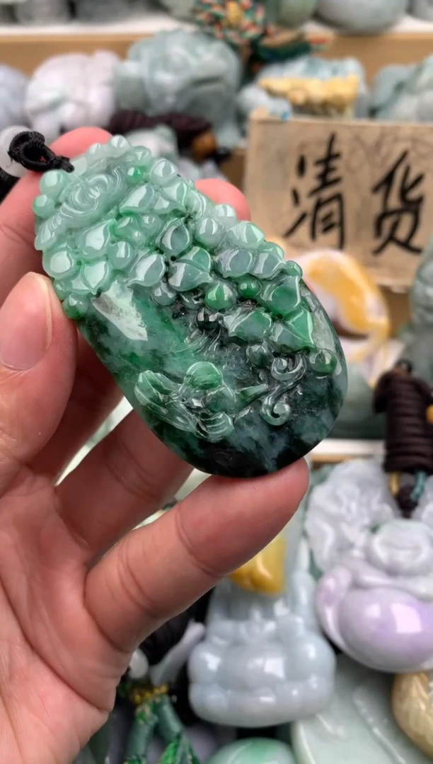 吊坠(不含链)未镶嵌翡翠1