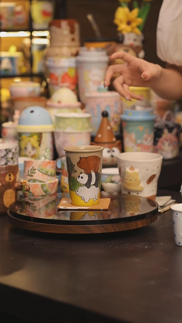 景德镇釉下彩绘设计师款式陶瓷