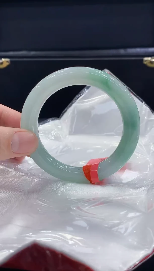 未镶嵌手镯翡翠翡翠手镯
