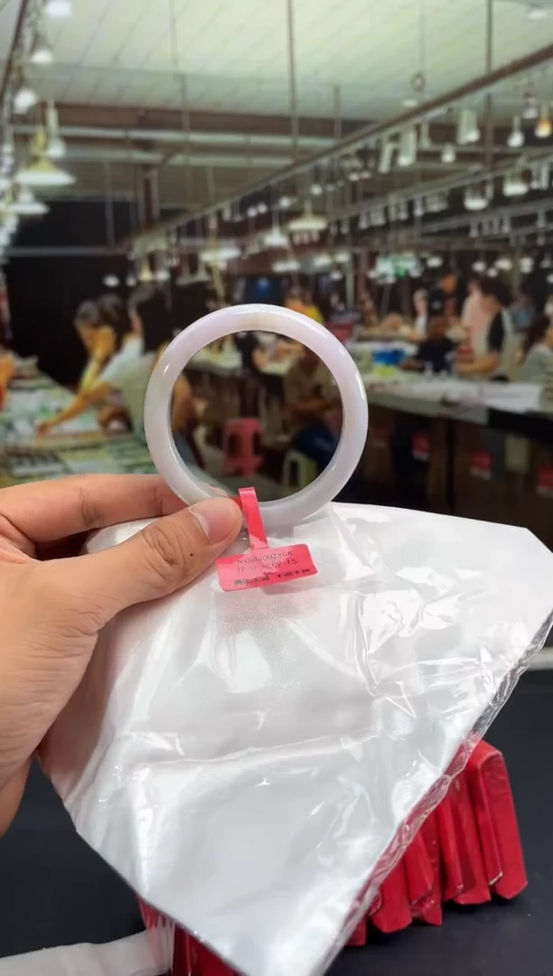 未镶嵌手镯翡翠2