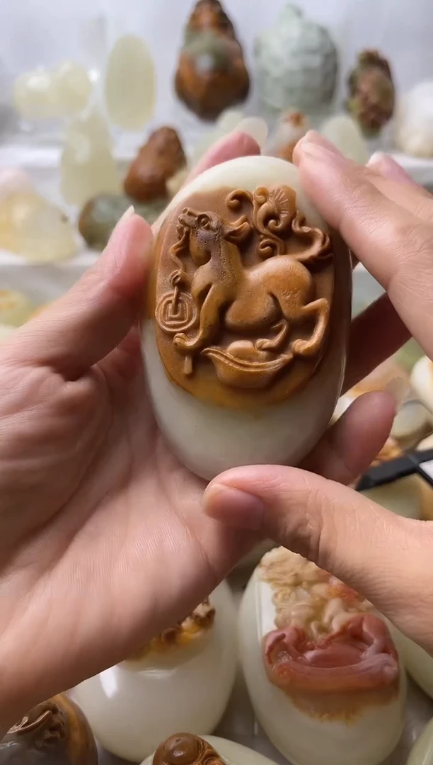 石材方解石手把摆件不退换狗