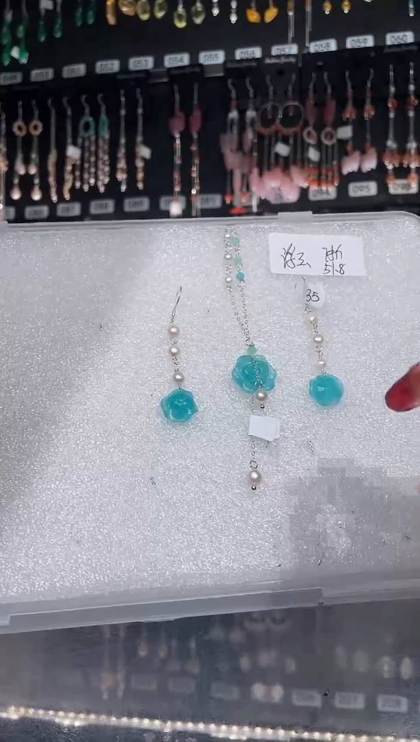 【闪购商品】紫晶耳饰银S925镶嵌淡漠浮云