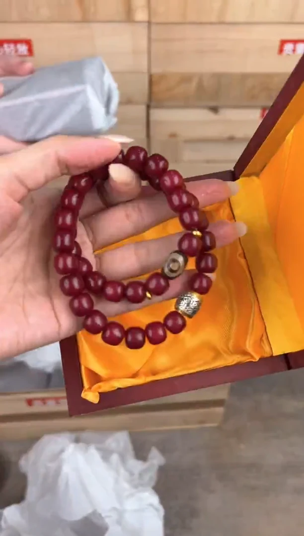 大唐红文玩阁天珠红玉菩提提链接@@YS895