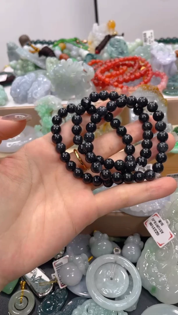 未镶嵌挂件翡翠071