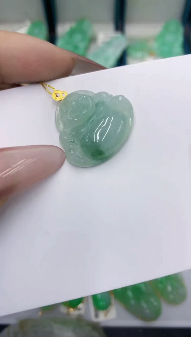 颈饰18K金镶嵌翡翠11111