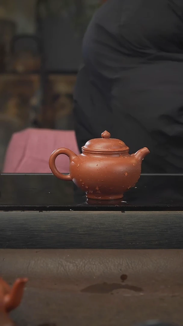 茶壶紫砂掇只，朱泥，130cc