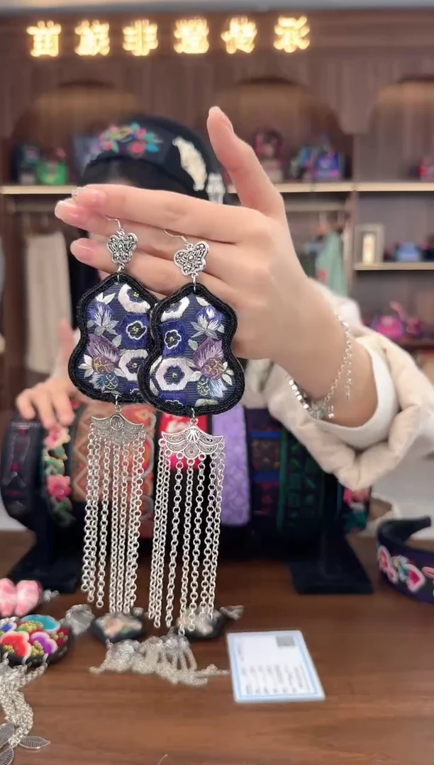 刺绣扶光苗绣传承37