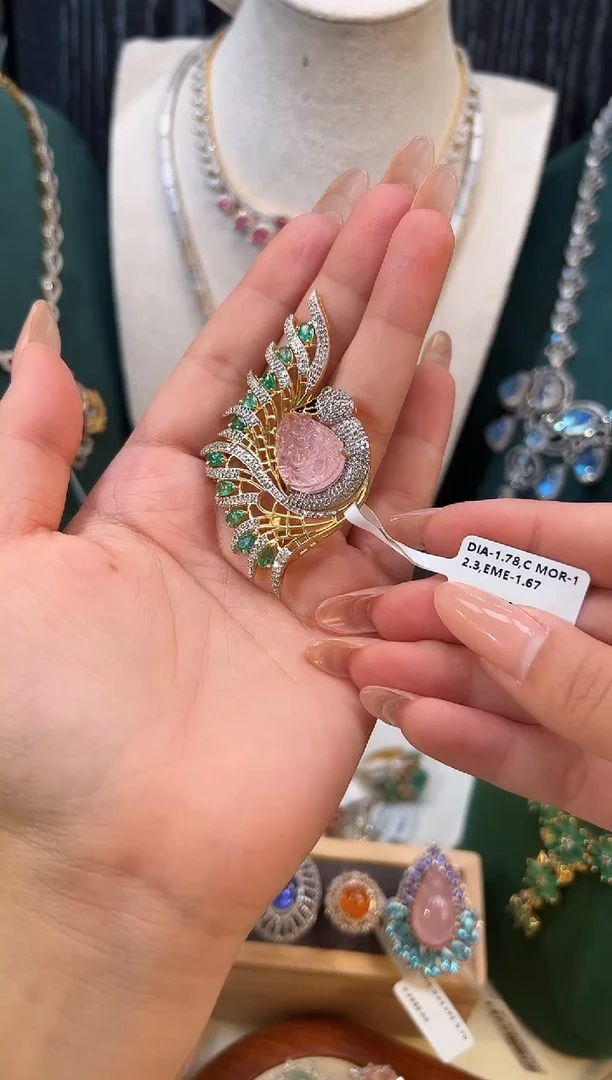 颈饰银S925镶嵌绿柱石吊坠