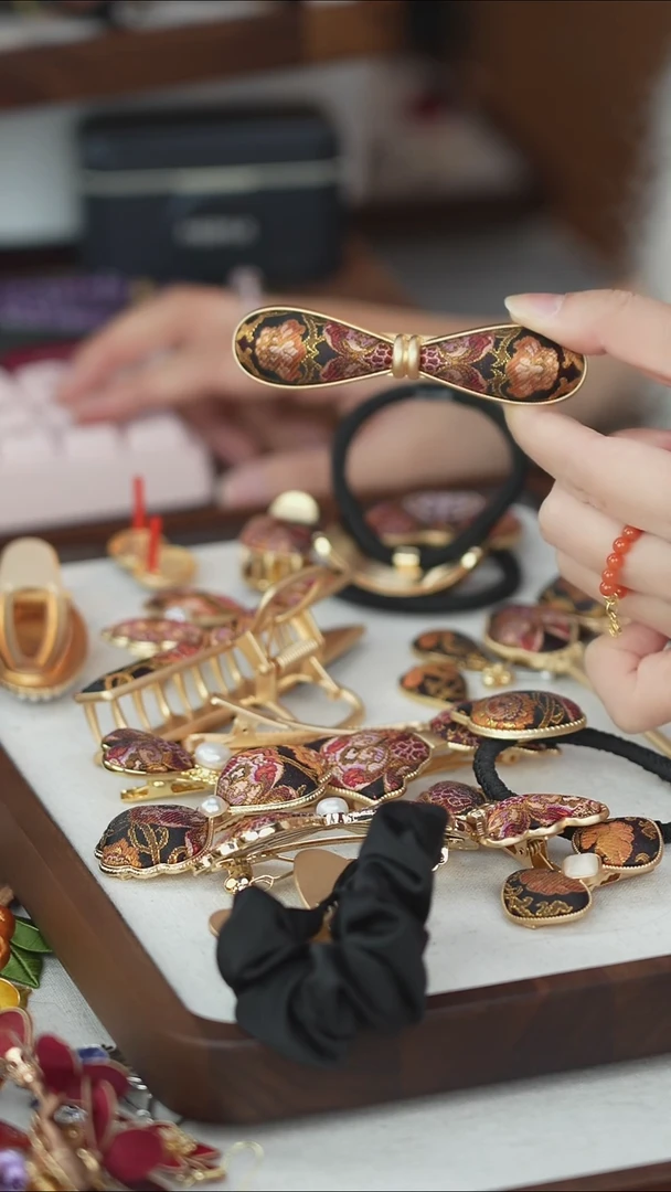 刺绣闪购纯手工非遗国风饰品