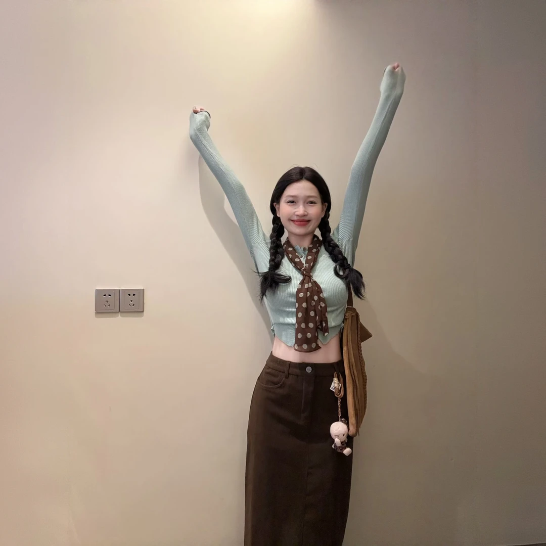 小众炸街高级感干练总裁女装百搭老钱风韩系温柔入秋一整套套装裙